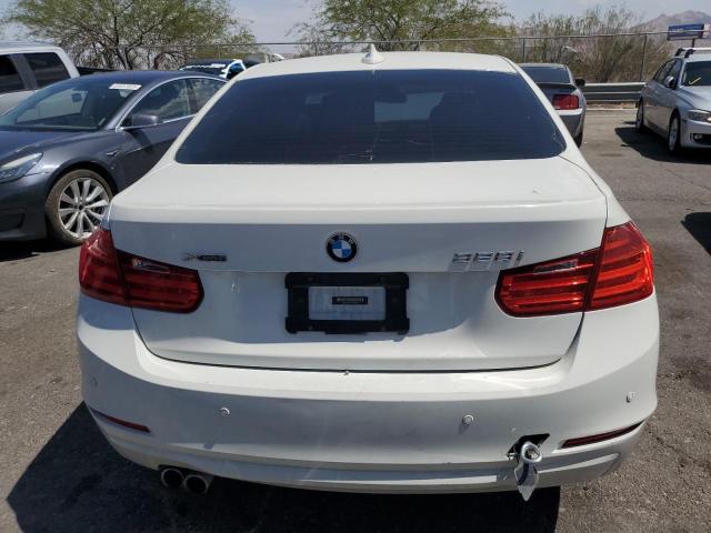  BMW 3 SERIES 2015 Белы
