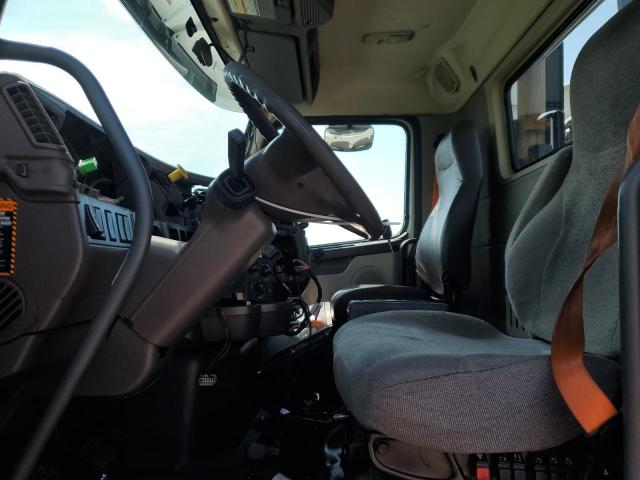 2016 VOLVO VN VNL