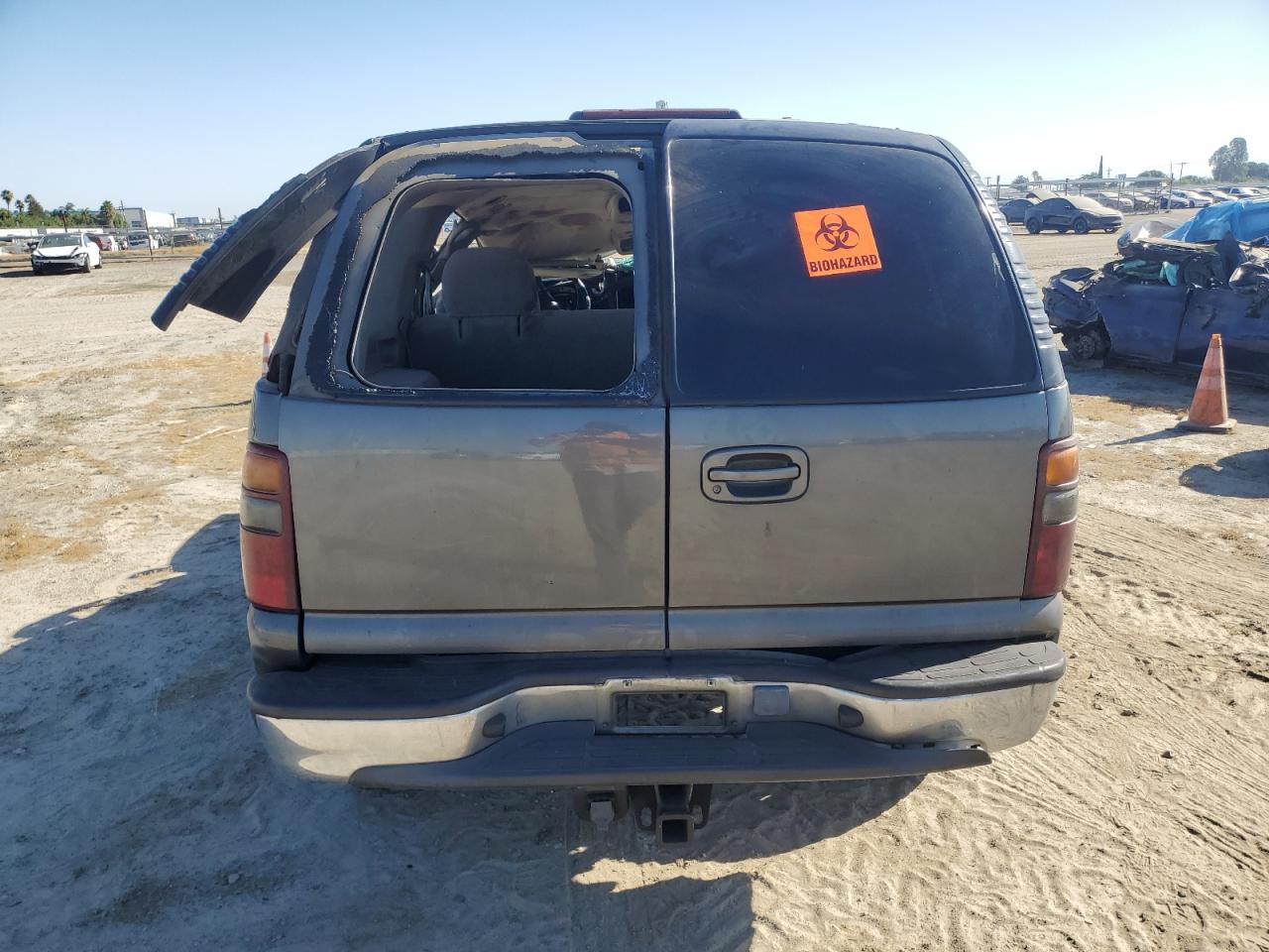 2000 Chevrolet Tahoe K1500 VIN: 1GNEK13T5YJ208593 Lot: 64158575