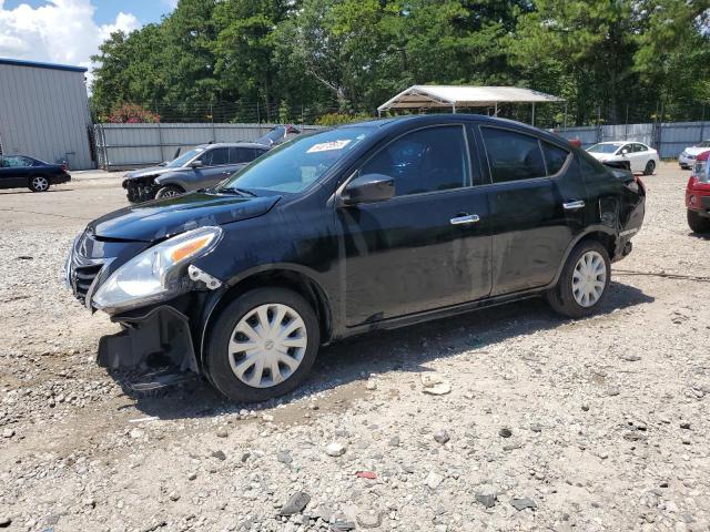  NISSAN VERSA 2017 Czarny
