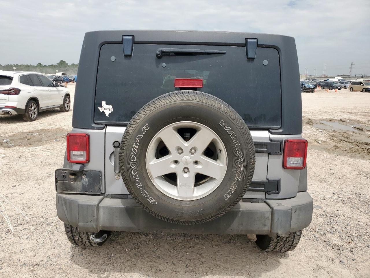 2016 Jeep Wrangler Unlimited Sport VIN: 1C4BJWDGXGL131851 Lot: 65431195