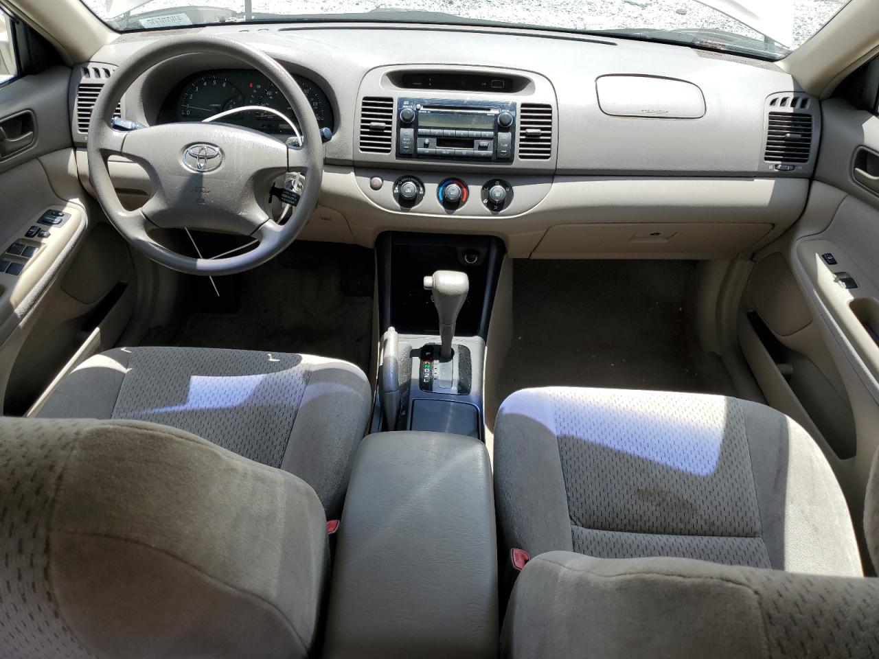 2004 Toyota Camry Le VIN: 4T1BE32K04U846729 Lot: 64983695