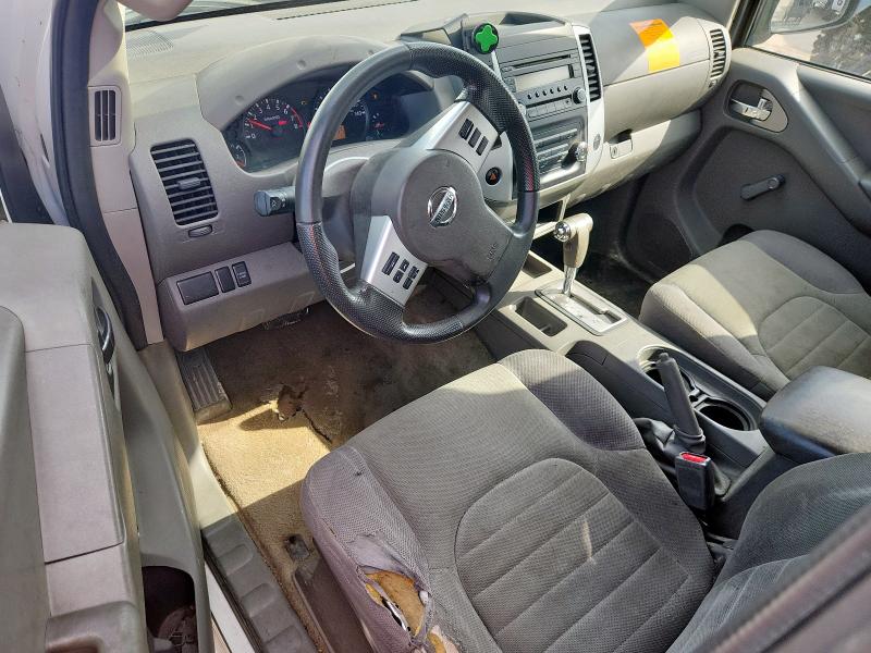 Pickups NISSAN FRONTIER 2014 White