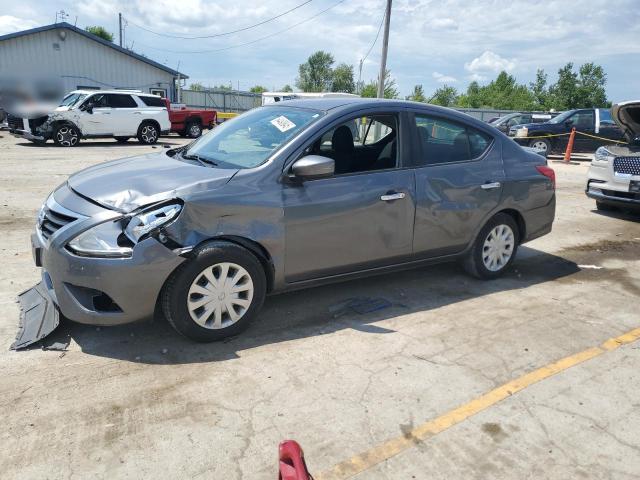  NISSAN VERSA 2019 Szary