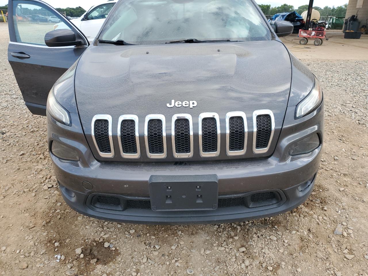 2015 Jeep Cherokee Latitude VIN: 1C4PJLCB7FW560761 Lot: 89849615