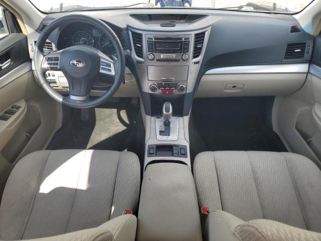 Parquets SUBARU OUTBACK 2012 Biały