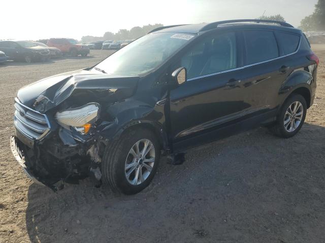  FORD ESCAPE 2019 Czarny