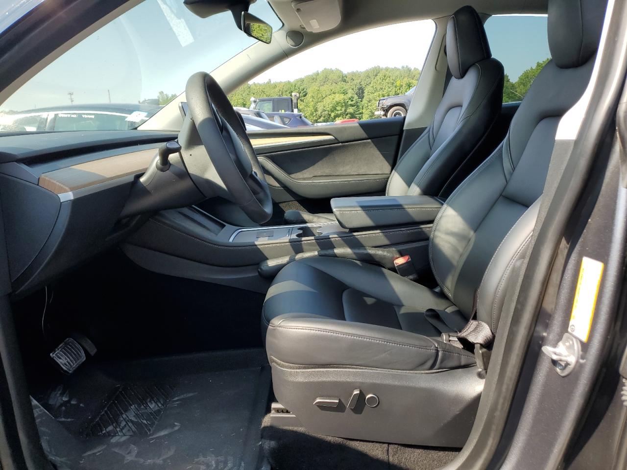2023 Tesla Model Y VIN: 7SAYGDEE2PA060139 Lot: 64735795