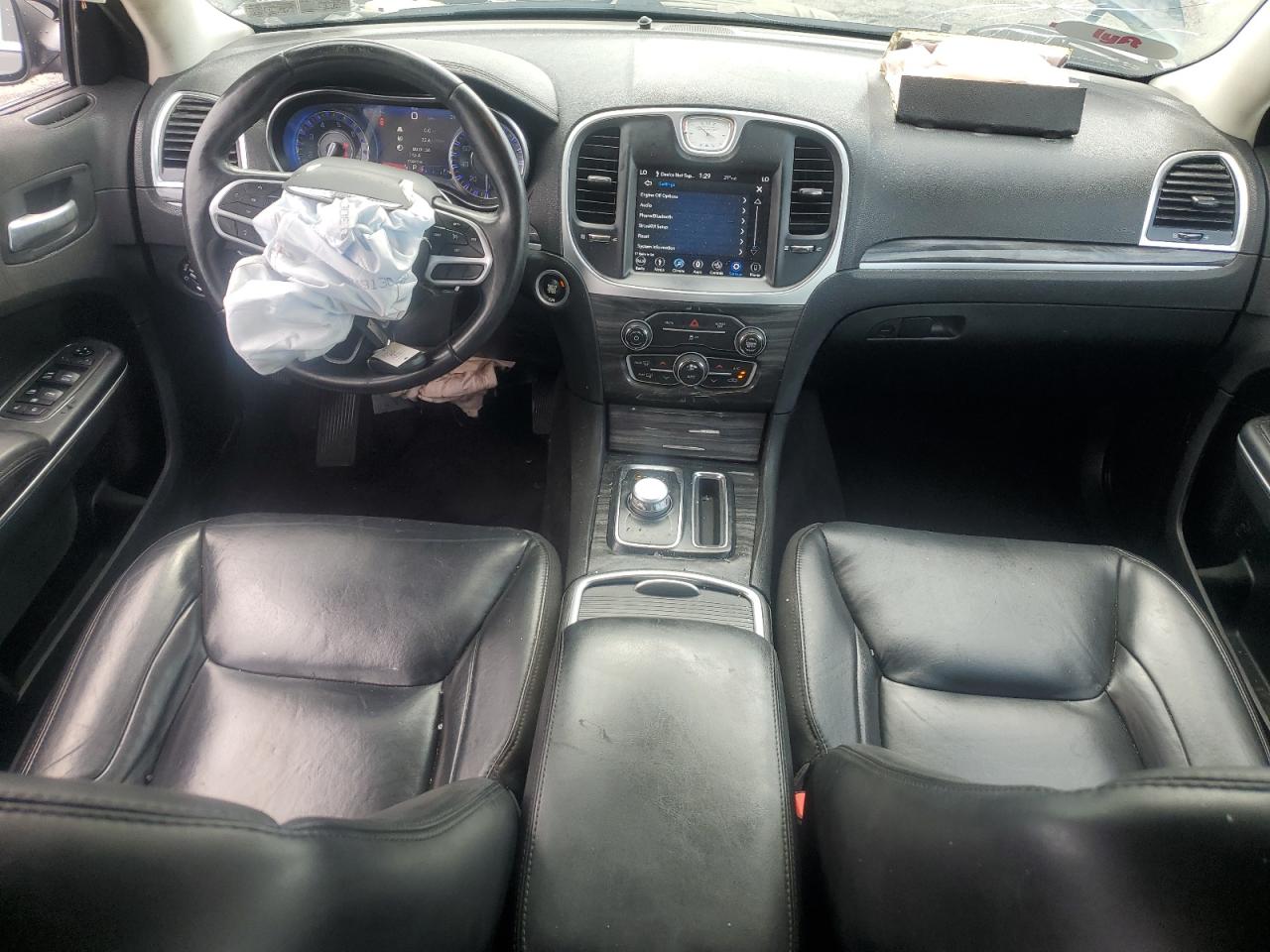 2018 Chrysler 300 Touring VIN: 2C3CCARG5JH269199 Lot: 67134555