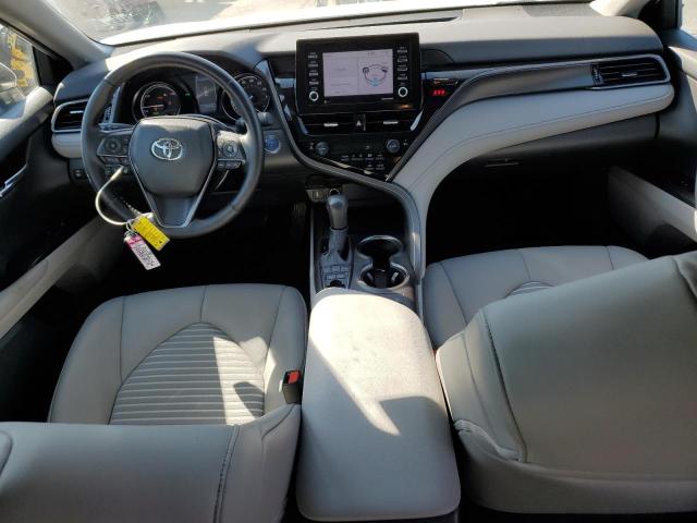  TOYOTA CAMRY 2021 Biały