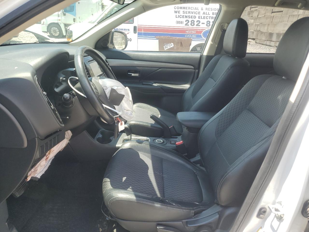 2015 Mitsubishi Outlander Se VIN: JA4AZ3A32FZ013030 Lot: 64037235