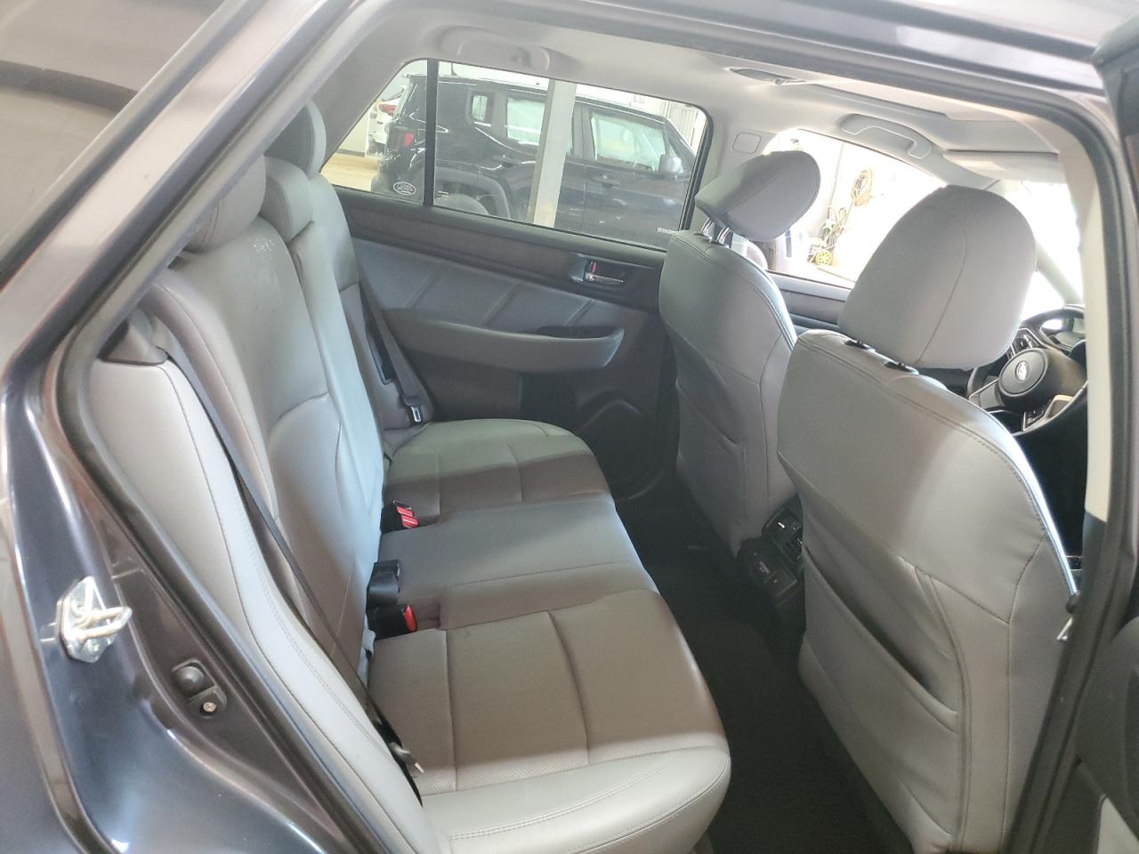 2018 Subaru Outback 2.5I Limited VIN: 4S4BSANC0J3237708 Lot: 63428315