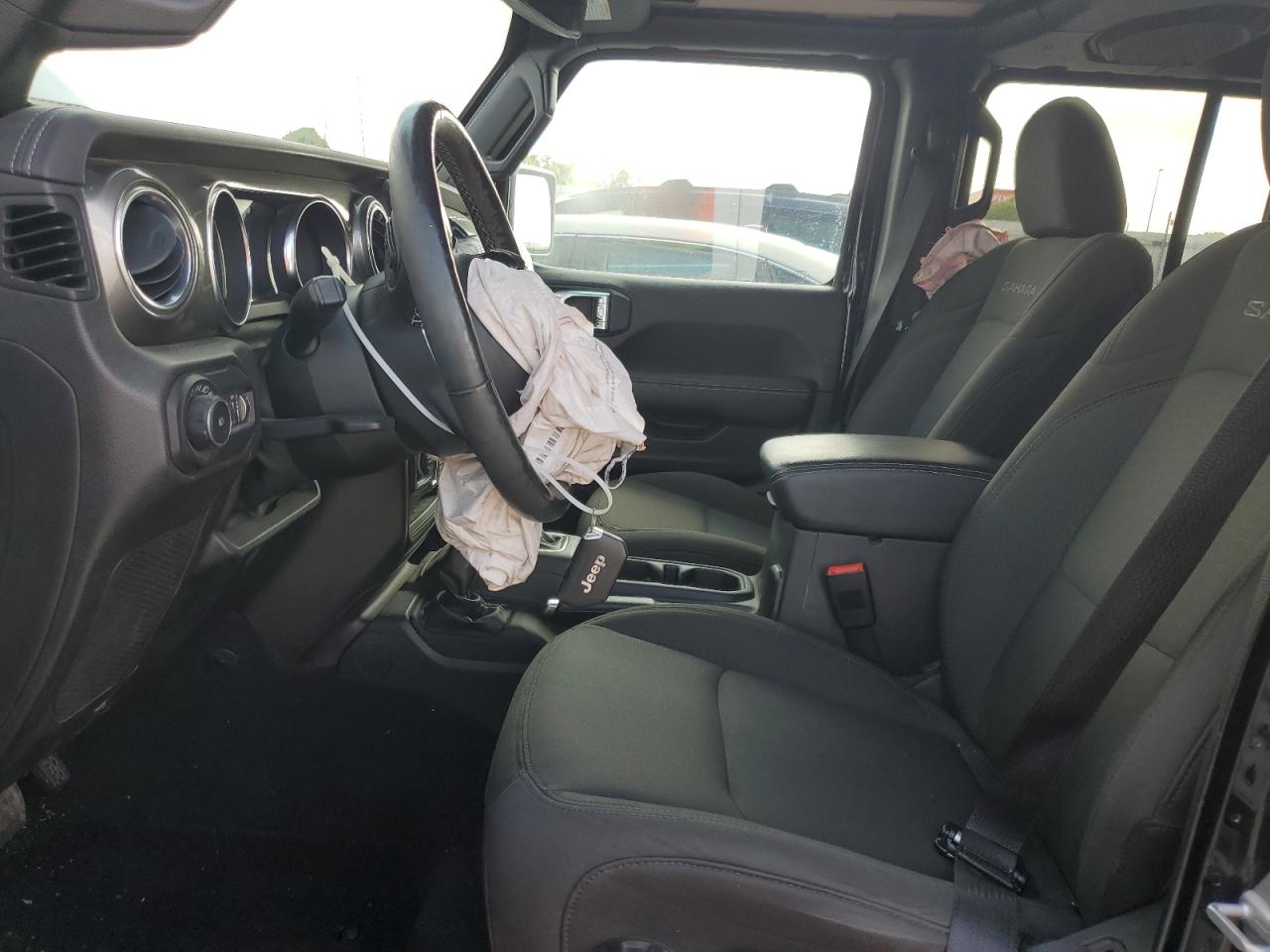 2019 Jeep Wrangler Unlimited Sahara VIN: 1C4HJXEG1KW648283 Lot: 64487675