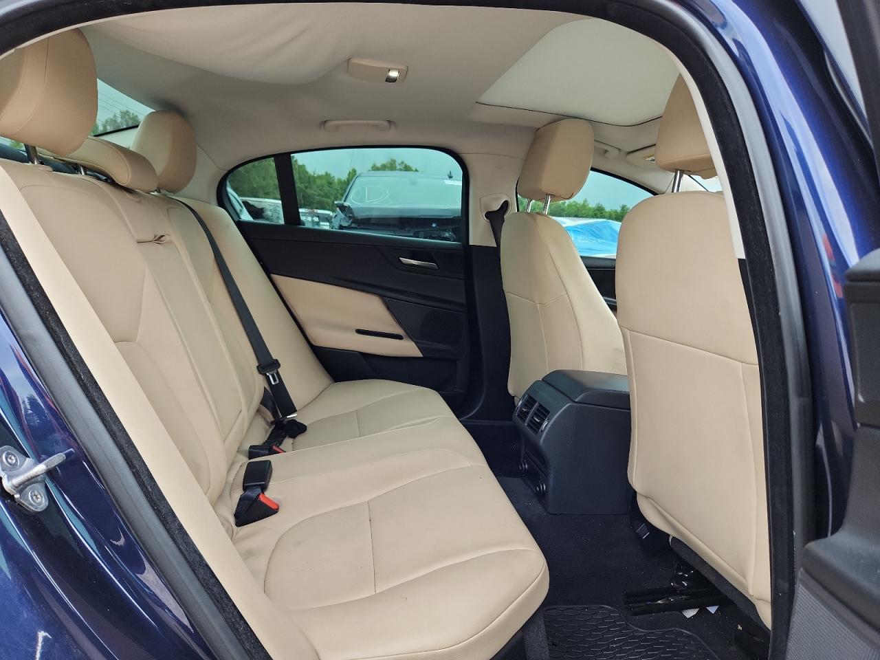 2017 Jaguar Xe Premium VIN: SAJAD4BN7HA970105 Lot: 65096335