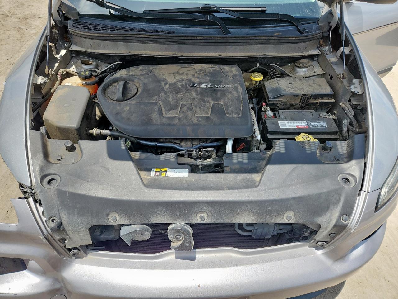 2014 Jeep Cherokee Latitude VIN: 1C4PJLCS4EW106434 Lot: 64960025