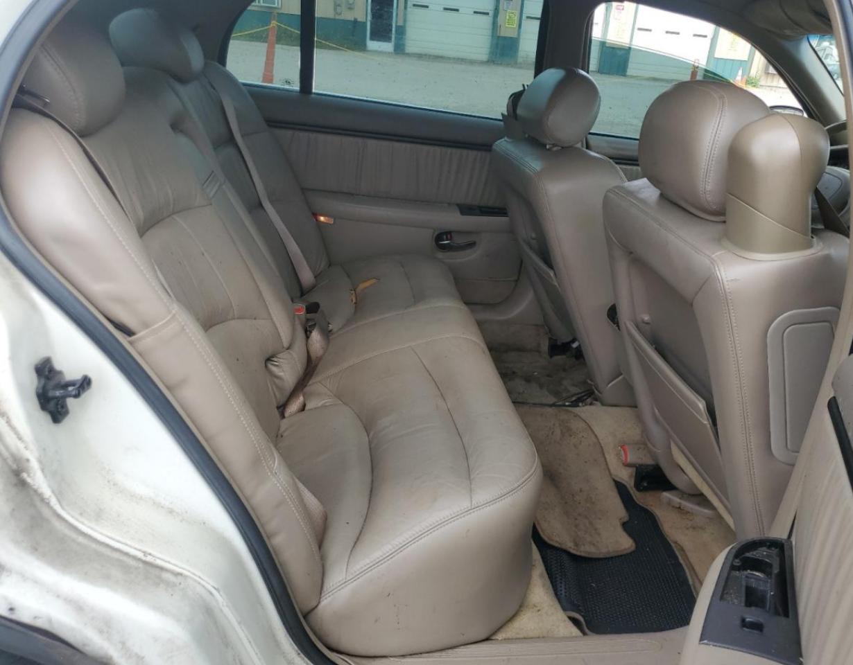 2000 Buick Park Avenue Ultra VIN: 1G4CU5219Y4111604 Lot: 65547355