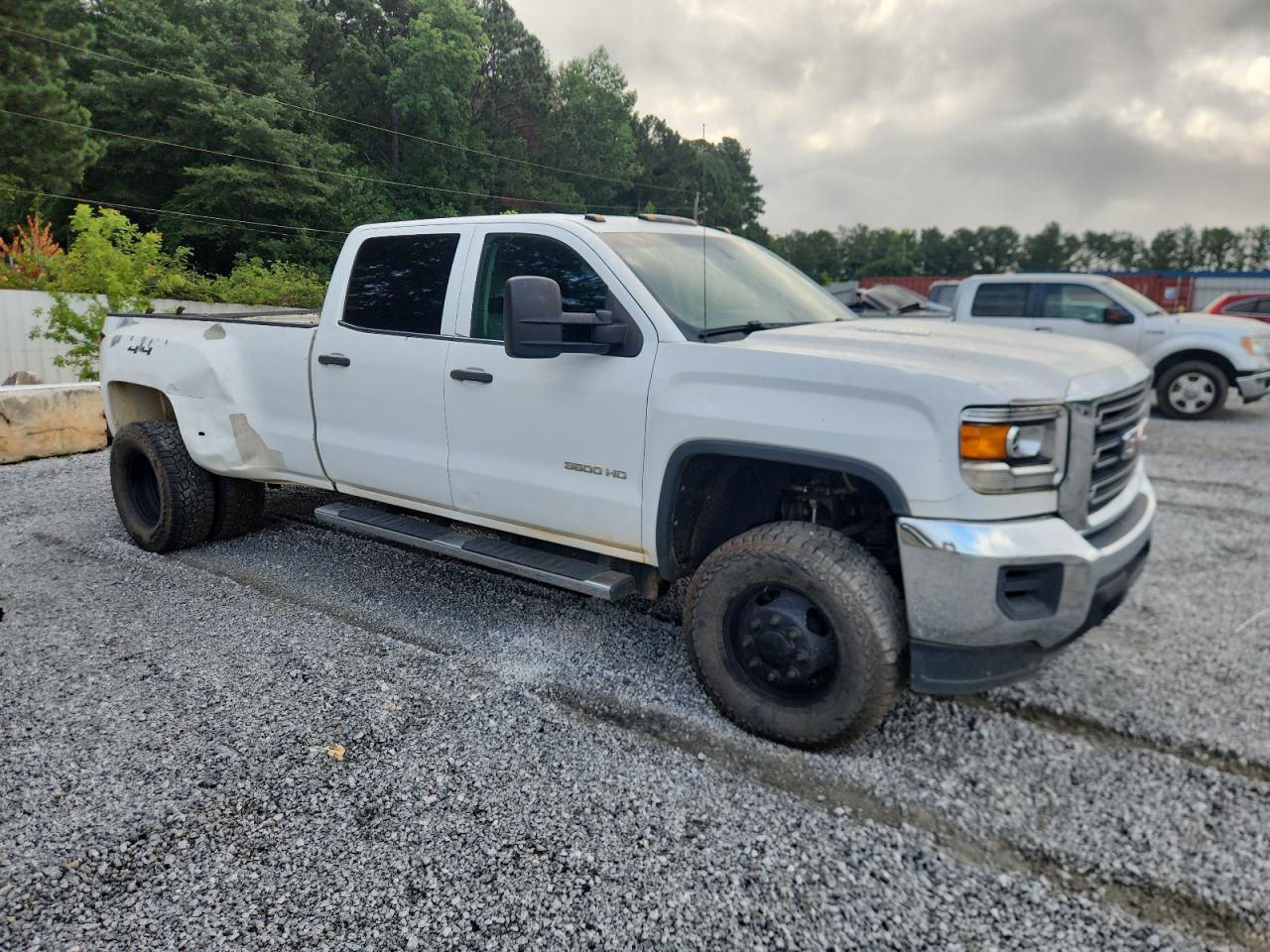 2015 GMC Sierra K3500 VIN: 1GT421C89FF108240 Lot: 62966355