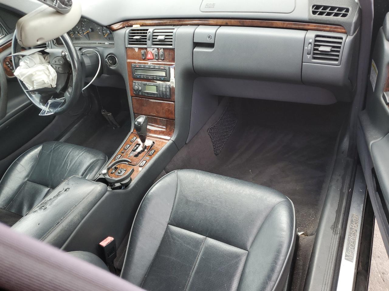 2001 Mercedes-Benz E 320 VIN: WDBJF65J01B235011 Lot: 64805565