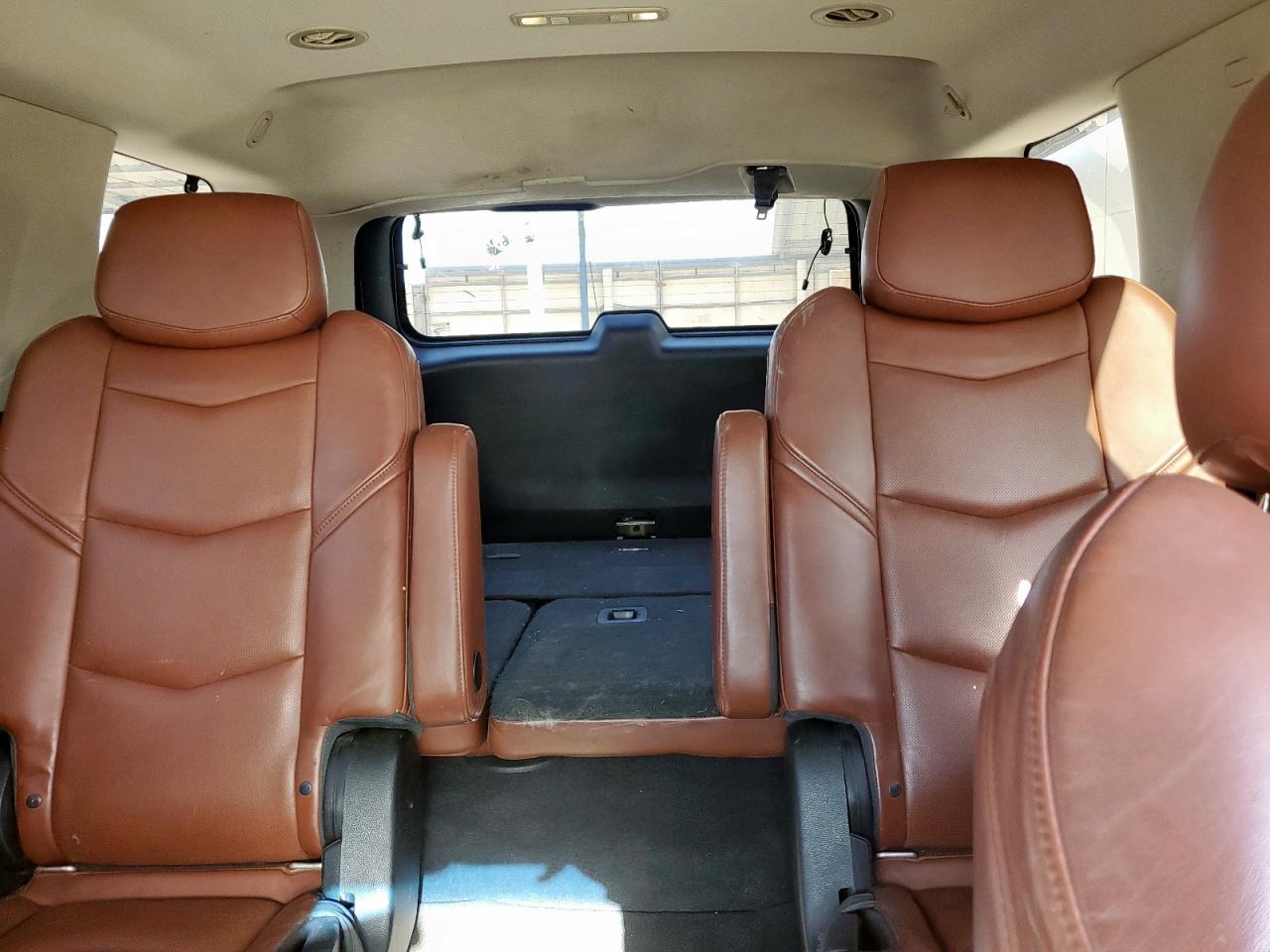 2015 Cadillac Escalade Luxury VIN: 1GYS3MKJ3FR518812 Lot: 64575205