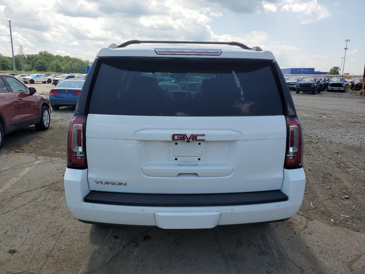 2018 GMC Yukon Slt VIN: 1GKS2BKC0JR242116 Lot: 63388315