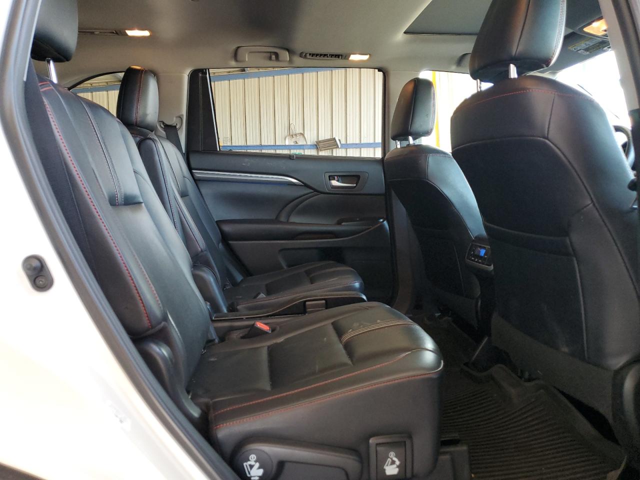 2019 Toyota Highlander Se VIN: 5TDJZRFH6KS601070 Lot: 65477085