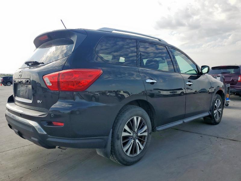  NISSAN PATHFINDER 2017 Czarny