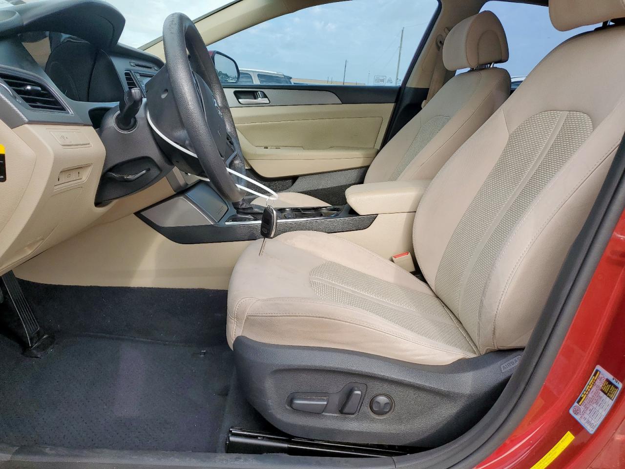 2015 Hyundai Sonata Se VIN: 5NPE24AF4FH183649 Lot: 64043905
