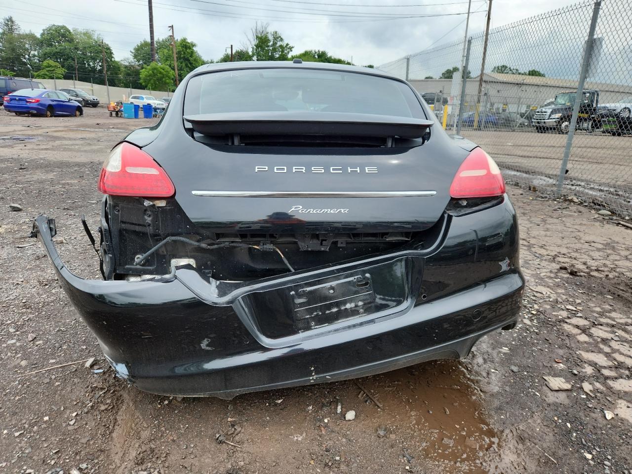 2011 Porsche Panamera 2 VIN: WP0AA2A72BL012175 Lot: 62931605