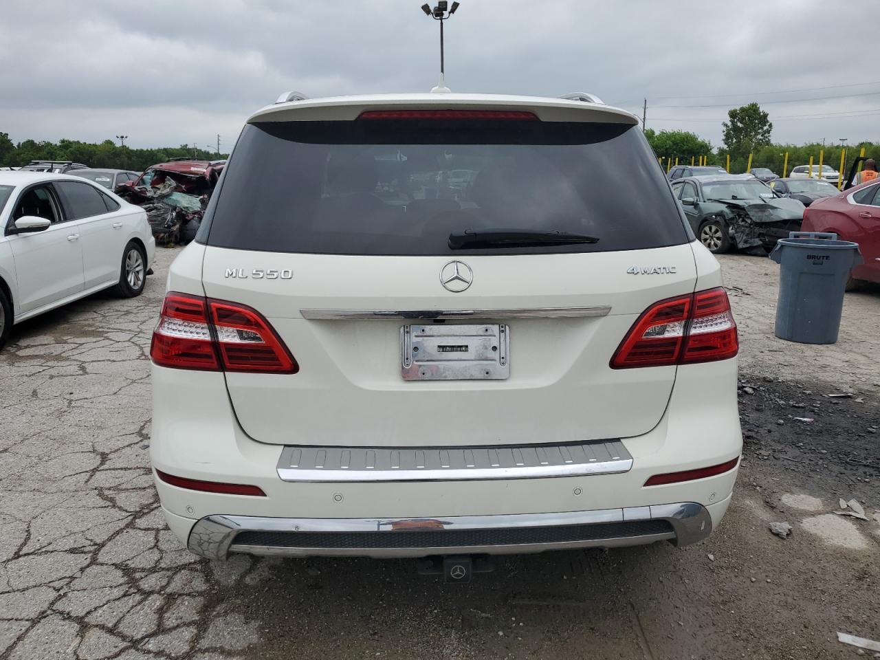 2013 Mercedes-Benz Ml 550 4Matic VIN: 4JGDA7DB3DA155608 Lot: 62859905