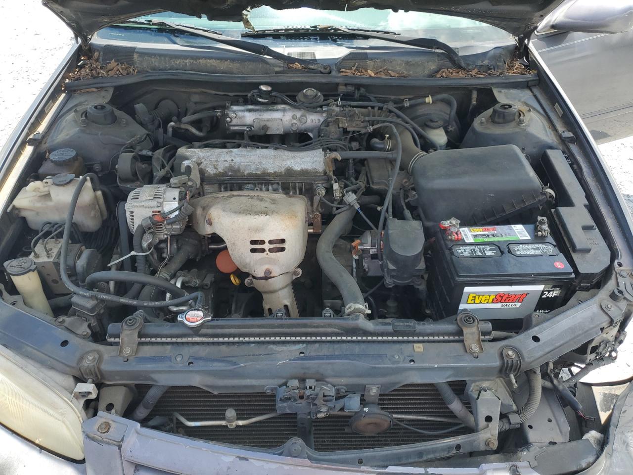 1998 Toyota Camry Ce VIN: 4T1BG22K4WU854484 Lot: 65327255