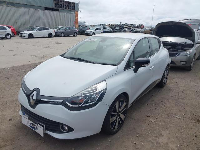 RENAULT CLIO D-QUE 2015
