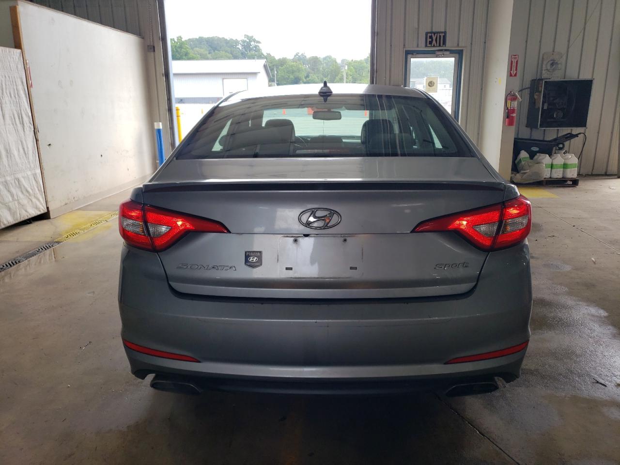 2015 Hyundai Sonata Sport VIN: 5NPE34AF4FH108608 Lot: 64118605