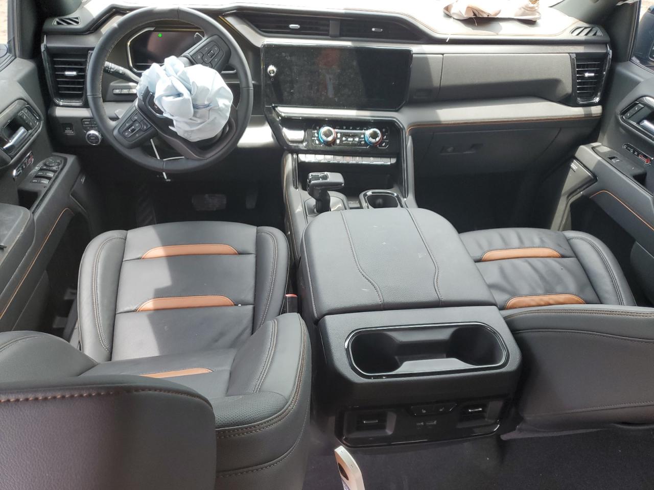 2025 GMC Sierra K1500 At4 VIN: 3GTUUEE81SG332982 Lot: 84021685