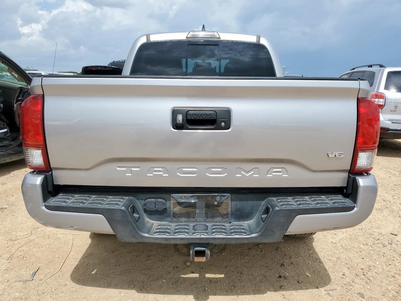 2017 Toyota Tacoma Double Cab VIN: 5TFCZ5AN0HX098850 Lot: 64188045