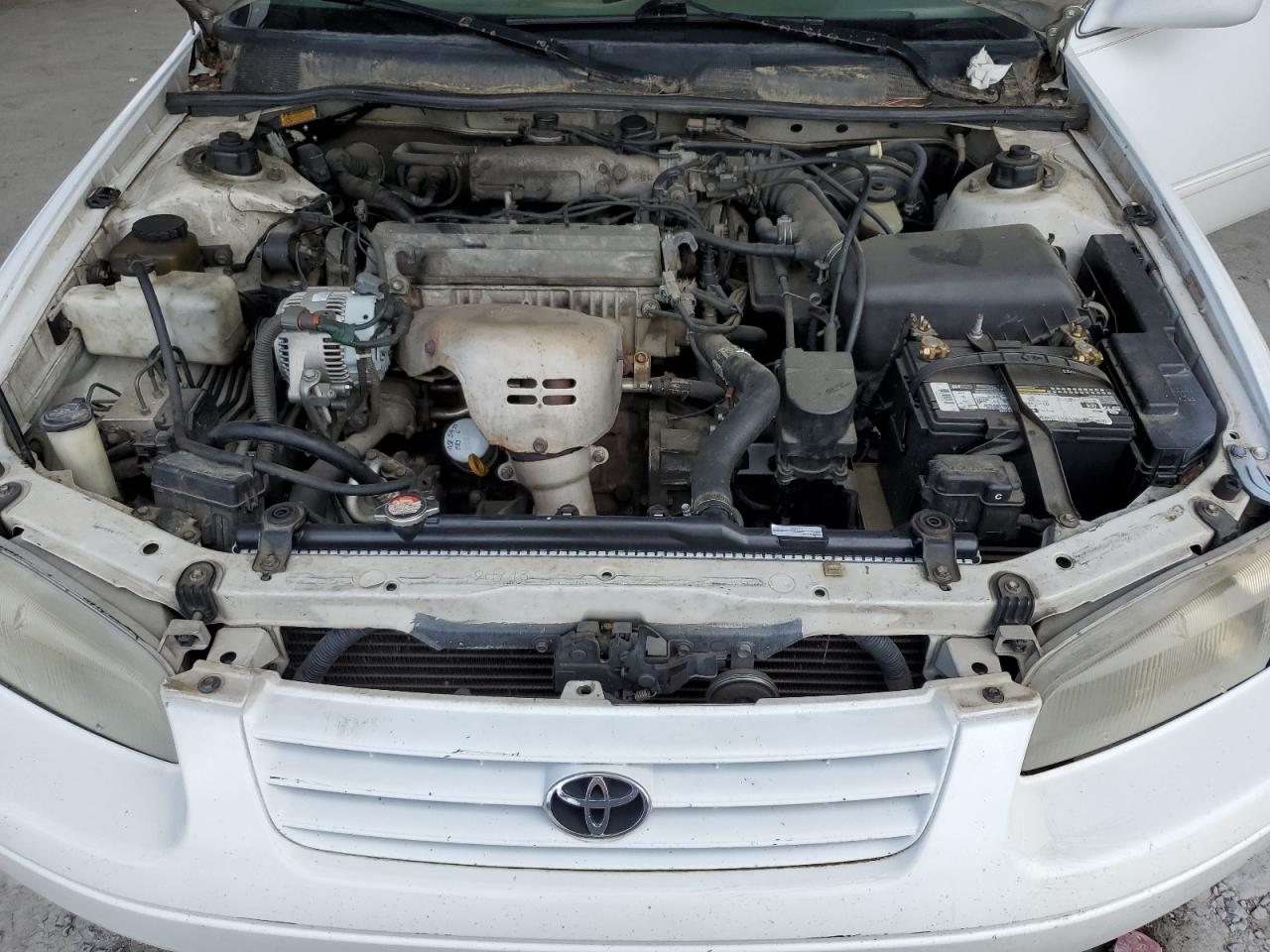 1999 Toyota Camry Le VIN: JT2BG22KXX0322484 Lot: 64286455