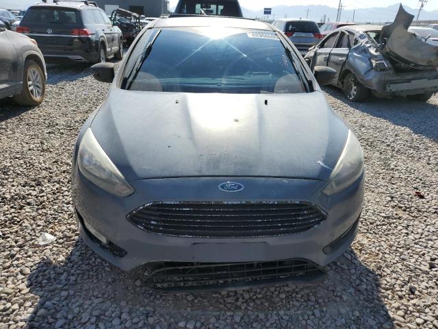  FORD FOCUS 2015 Srebrny