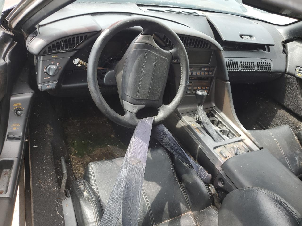 1990 Chevrolet Corvette VIN: 1G1YY3385L5311437 Lot: 64194405
