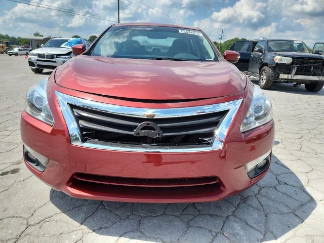 Sedans NISSAN ALTIMA 2015 Czerwony