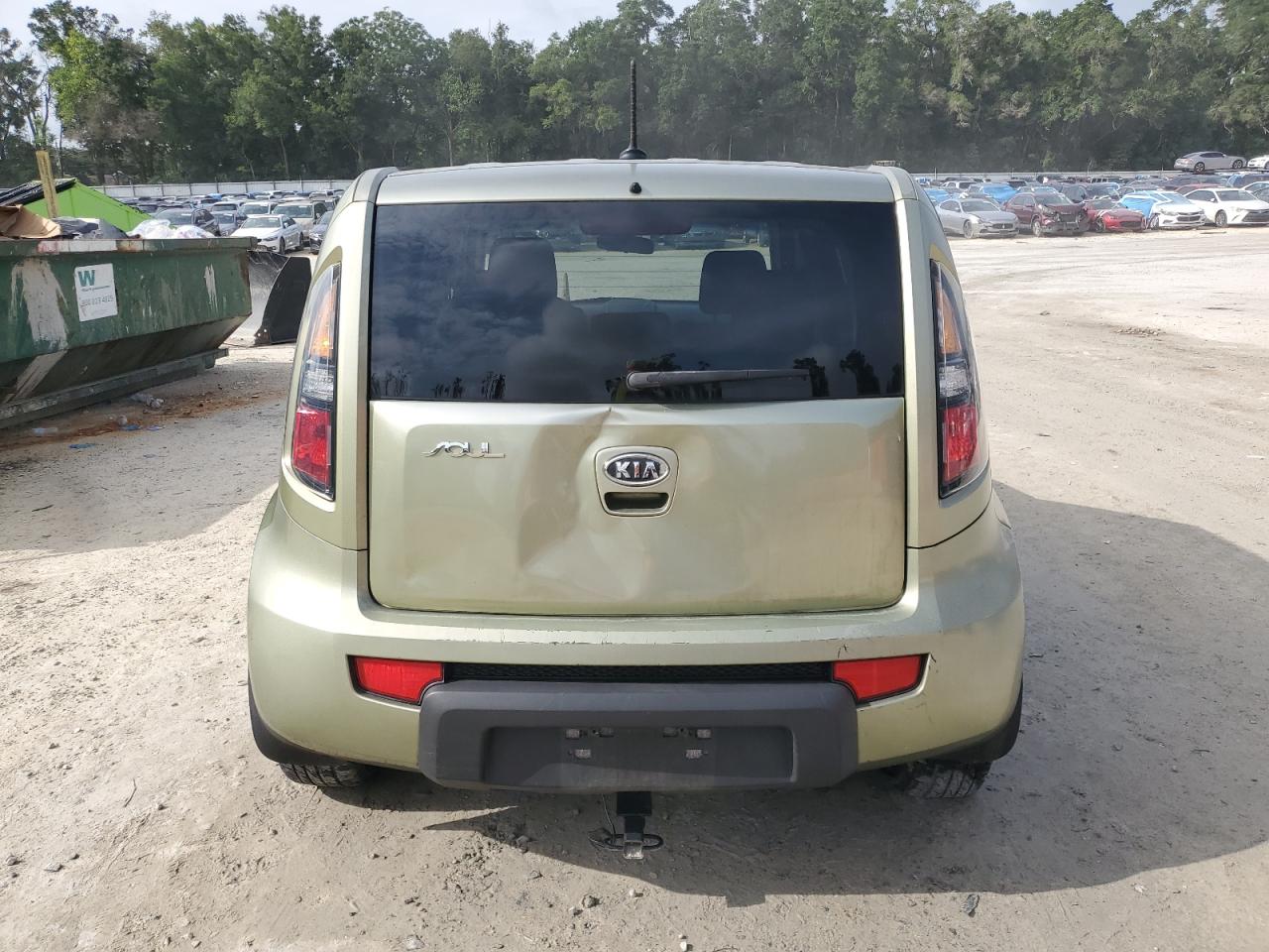 2011 Kia Soul + VIN: KNDJT2A2XB7341150 Lot: 63613685