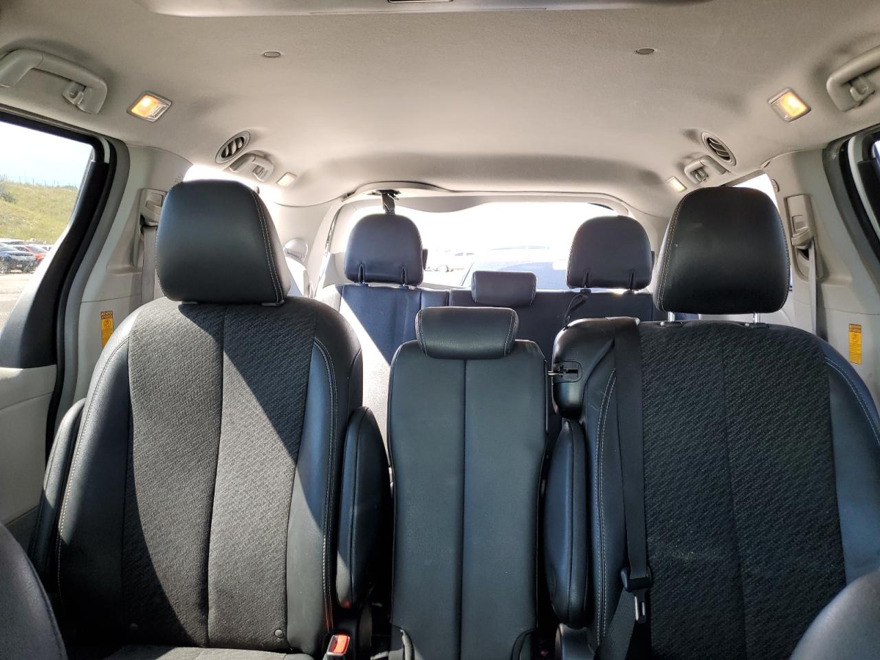 2013 Toyota Sienna Sport VIN: 5TDXK3DC5DS394290 Lot: 64800965
