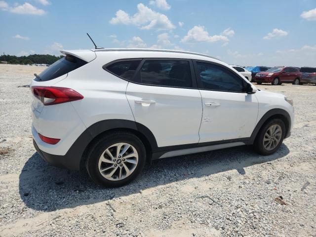  HYUNDAI TUCSON 2017 Белы