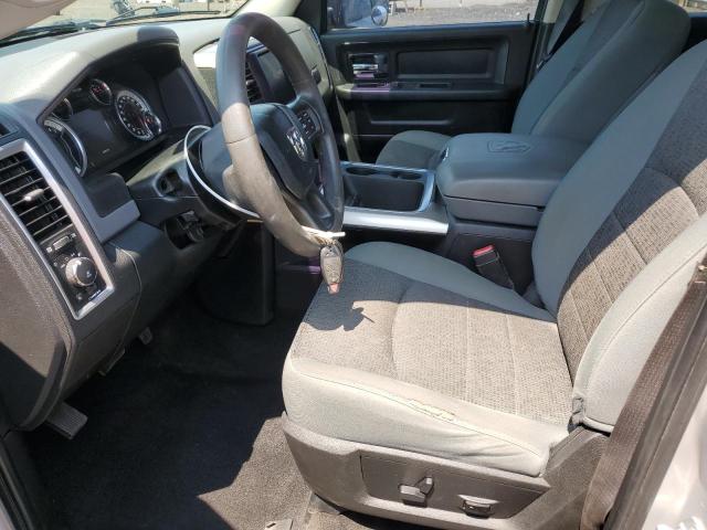 Pickups RAM 1500 2016 Srebrny