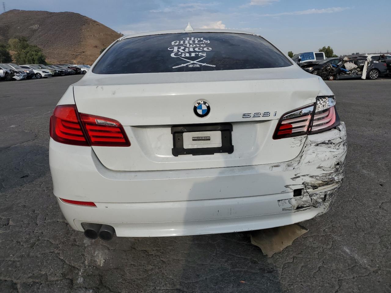 2011 BMW 528 I VIN: WBAFR1C50BC746699 Lot: 65530955