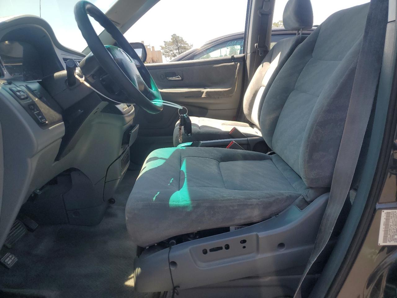 2004 Honda Odyssey Ex VIN: 5FNRL18864B127969 Lot: 65447665