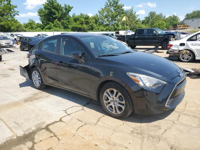  TOYOTA YARIS 2017 Czarny