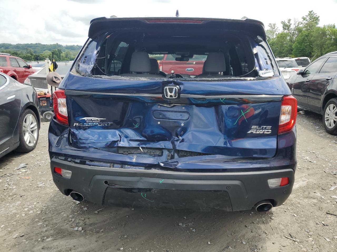 2021 Honda Passport Elite VIN: 5FNYF8H05MB021471 Lot: 62143845