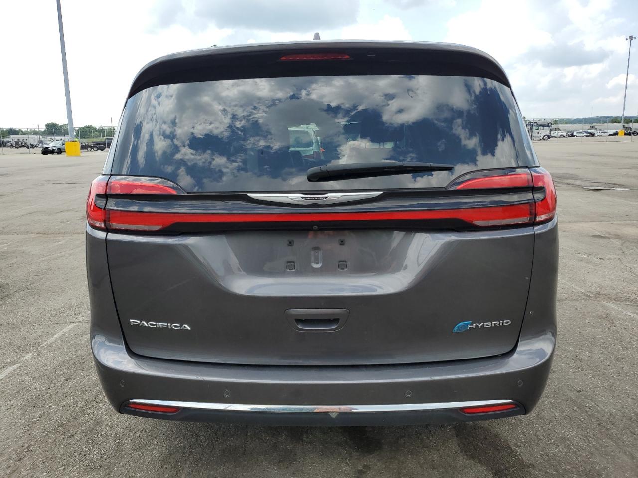 2022 Chrysler Pacifica Hybrid Touring L VIN: 2C4RC1L71NR102546 Lot: 64327705