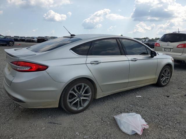  FORD FUSION 2017 Серебристый