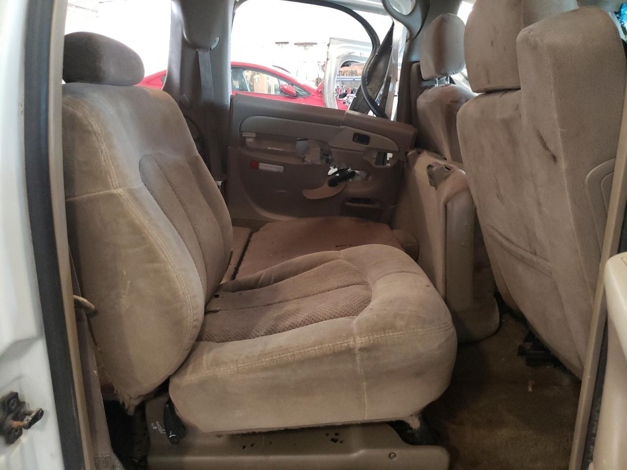 2002 Chevrolet Suburban K1500 VIN: 1GNFK16Z12J326815 Lot: 63348745