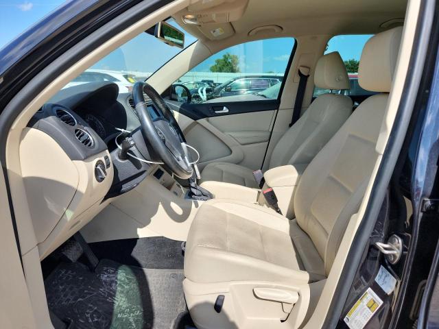  VOLKSWAGEN TIGUAN 2016 Black